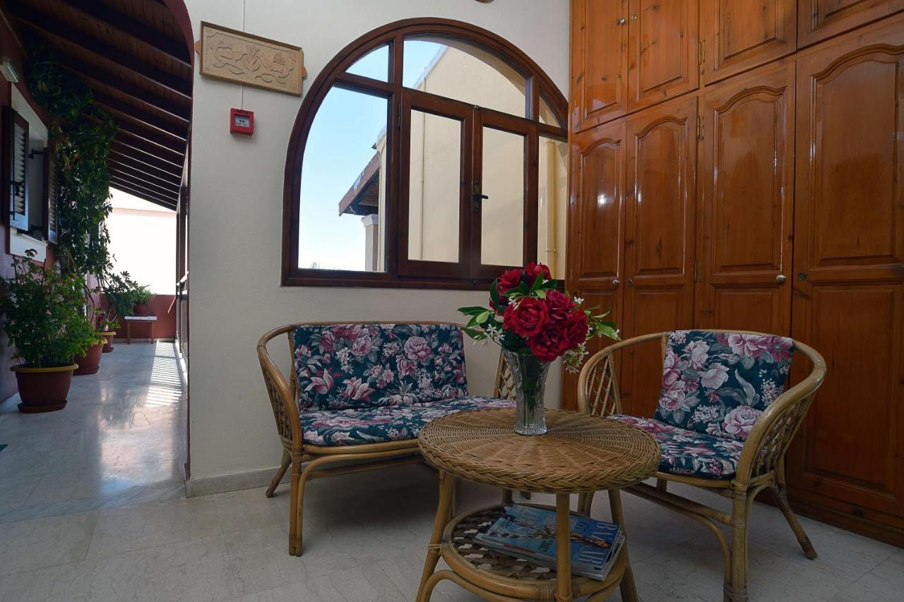 روذا Eleni Apartments الغرفة الصورة